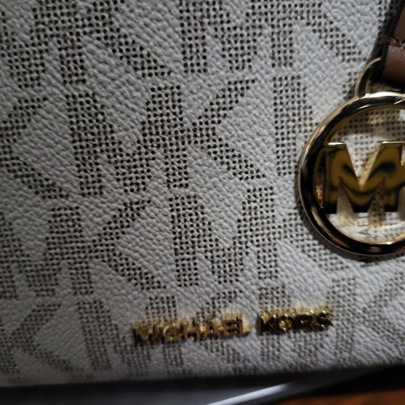 Michael Kors Monogram White and Brown Crossbody Bag - Picture 5 of 6